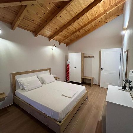 Amazing Familiar Apartments And Rooms Sarandë Exterior foto
