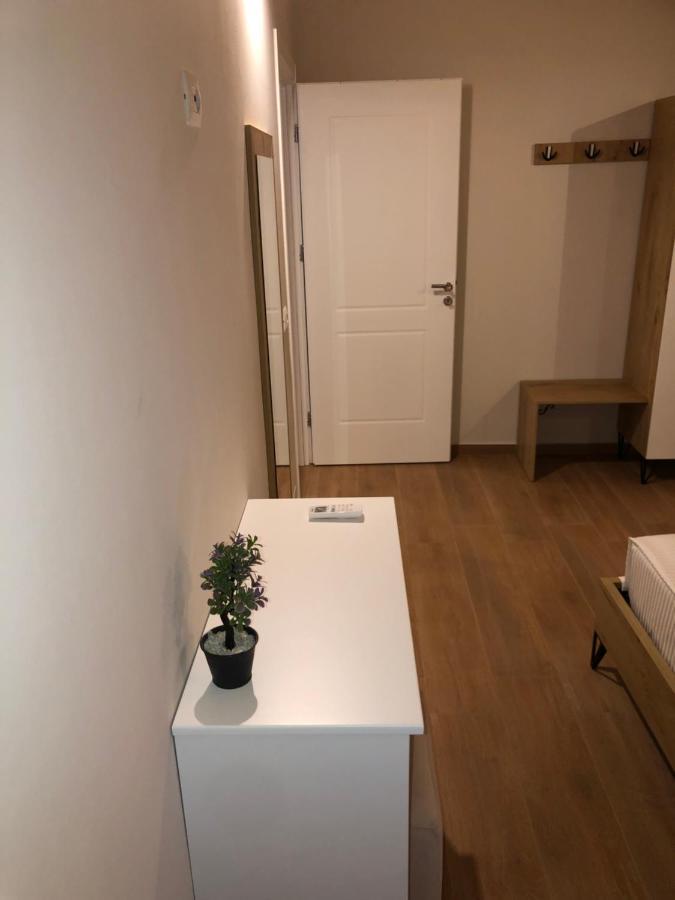 Amazing Familiar Apartments And Rooms Sarandë Exterior foto