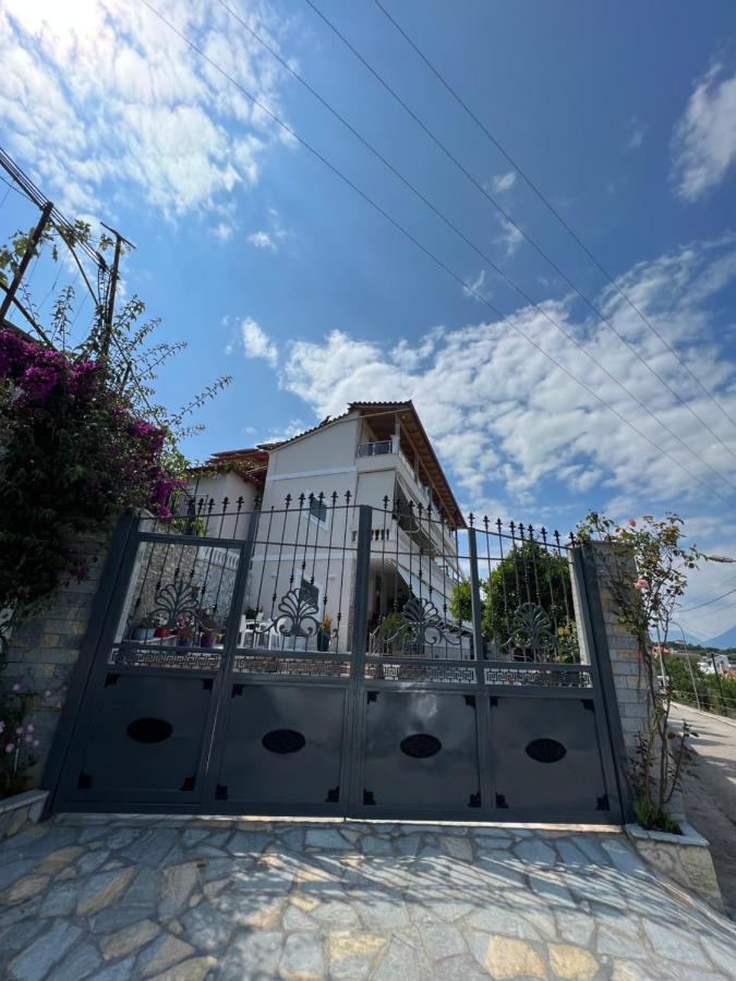 Amazing Familiar Apartments And Rooms Sarandë Exterior foto