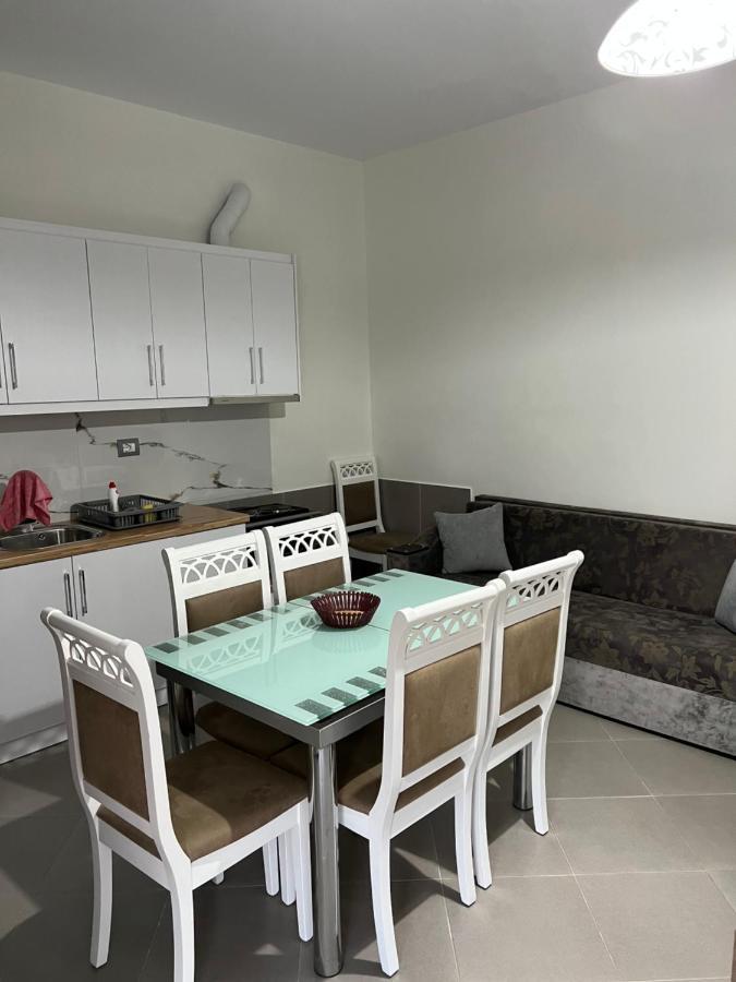 Amazing Familiar Apartments And Rooms Sarandë Exterior foto