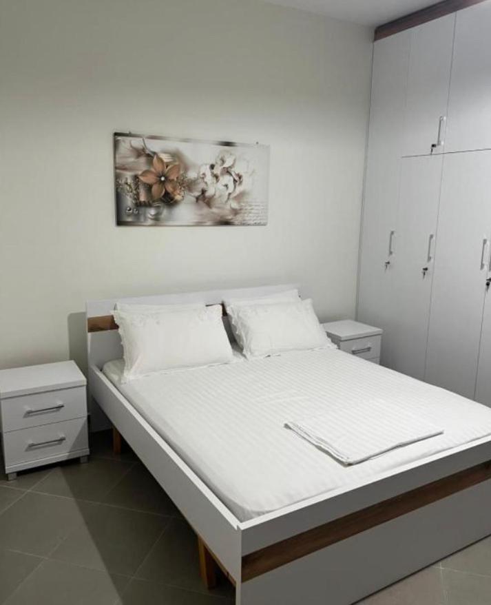 Amazing Familiar Apartments And Rooms Sarandë Exterior foto